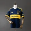 fan-argentina-boca-juniors-boca-juniors-local-2025-26_0.webp Boca Juniors Local 2025-26 - Versión Fan