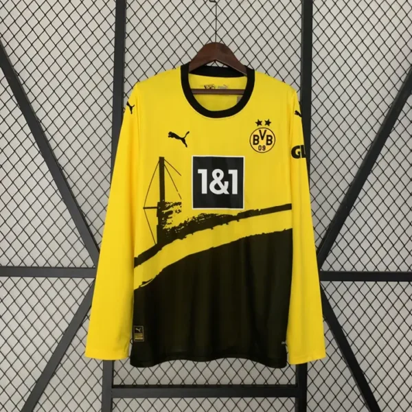 fan-bundesliga-borussia-dortmund-borussia-dortmund-local-2023-24_l0.webp Borussia Dortmund Local 2023-24 - Versión Fan