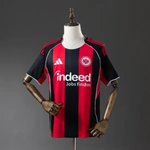 fan-bundesliga-eintracht-frankfurt-eintracht-frankfurt-local-2025-26_0.webp Eintracht Frankfurt Local 2025-26 - Versión Fan