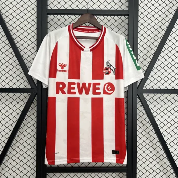 fan-bundesliga-koln-koln-local-2025-26_0.webp Köln Local 2025-26 - Versión Fan