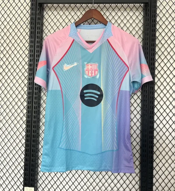 Barcelona Especial Rosa Celeste 2025-26 - Versión Fan