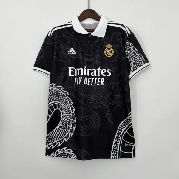 fan-laliga-real-madrid-real-madrid-especial-2023-24_0.webp Real Madrid Especial 2023-24 - Versión Fan