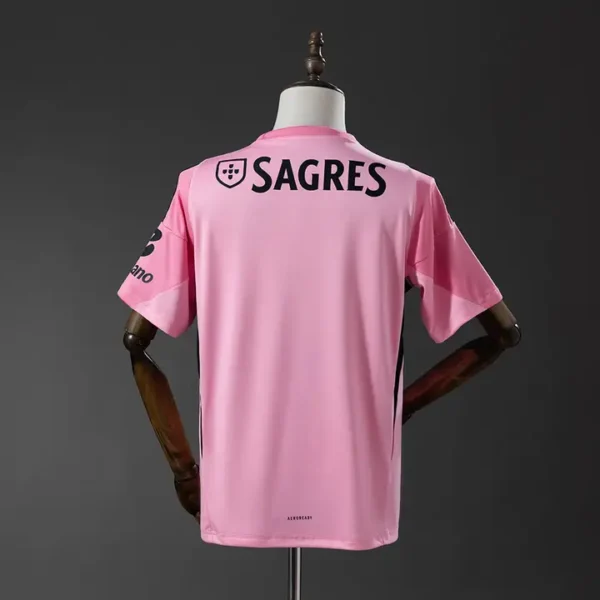 fan-portugal-benfica-benfica-portero-cuarta-2025-26_1.webp Benfica Portero Cuarta 2025-26 - Versión Fan