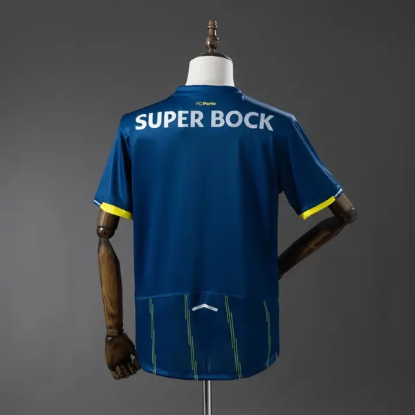Porto Cuarta 2025-26 - Versión Fan