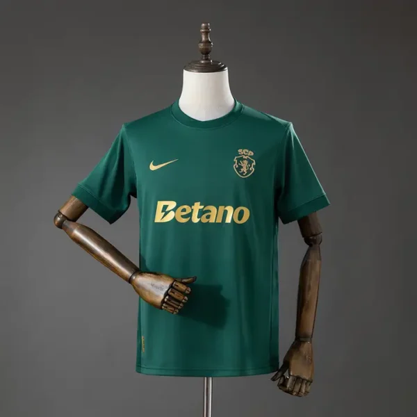 Sporting Cp Aniversario Strike 120 2026-27 - Versión Fan