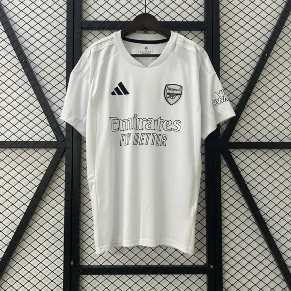 Arsenal Especial Rwanda 2025-26 - Versión Fan