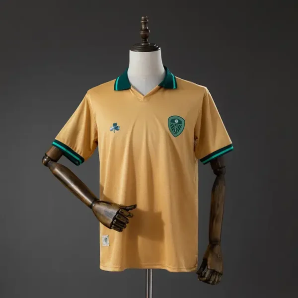 Leeds United St Patricks Day Patrick 2026-27 - Versión Fan