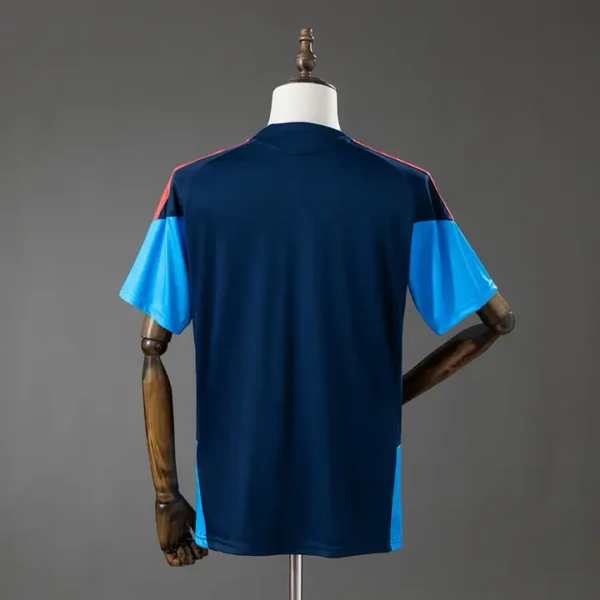 fan-sel-conmebol-colombia-colombia-azul-entrenamiento-2026_1.webp Colombia Azul Entrenamiento 2026 - Versión Fan