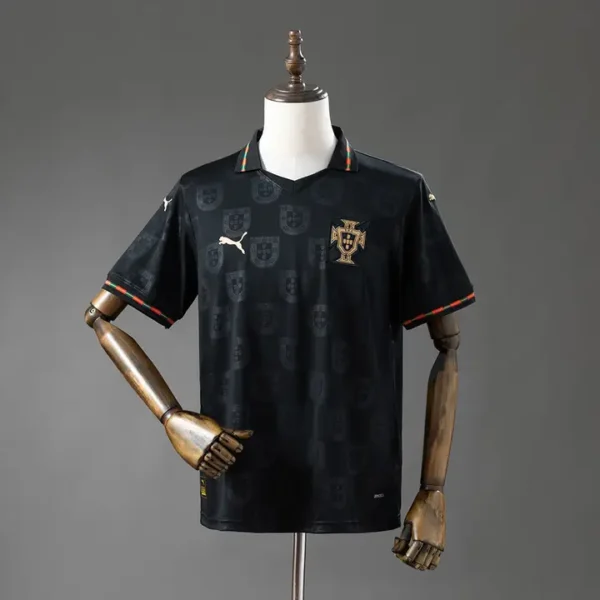 fan-sel-uefa-portugal-portugal-panther-2026_0.webp Portugal Panther 2026 - Versión Fan