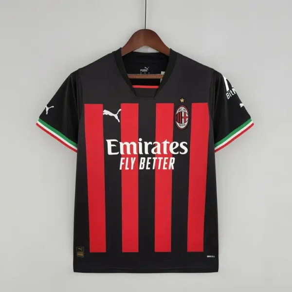 AC Milan Local 2022-23 - Versión Fan
