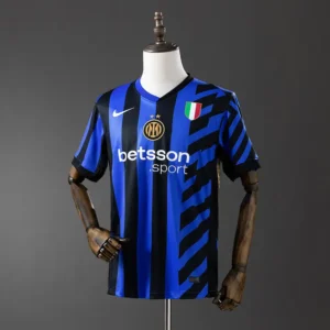 fan-seriea-inter-de-milan-inter-milan-local-2024-25_0.webp Inter Milan Local 2024-25 - Versión Fan