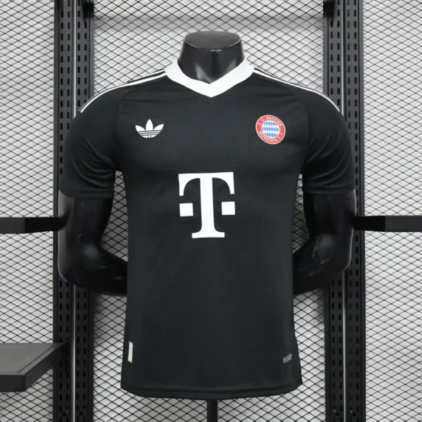 Bayern Múnich Portero 2024-25 - Versión Jugador