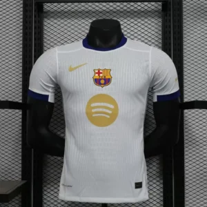 jugador-laliga-barcelona-barcelona-especial-blanco-2025-26_0.webp Barcelona Especial Blanco 2025-26 - Versión Jugador