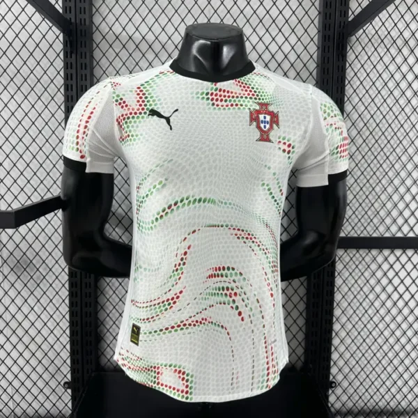 jugador-sel-uefa-portugal-portugal-visitante-2025-26_0.webp Portugal Visitante 2025-26 - Versión Jugador