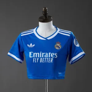 mujer-laliga-real-madrid-real-madrid-alternativa-2025-26-recortada_0.webp Real Madrid Alternativa 2025-26 (Recortada) - Versión Mujer