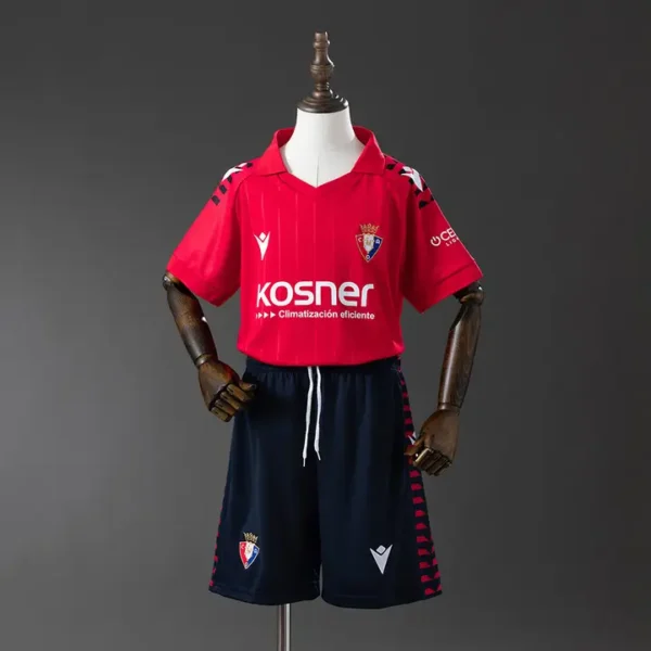 nino-laliga-osasuna-osasuna-local-2025-26_0.webp Osasuna Local 2025-26 - Versión Niño