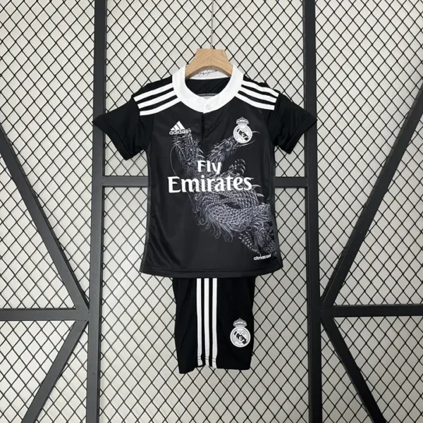 Real Madrid Alternativa 2014-15 - Versión Niño