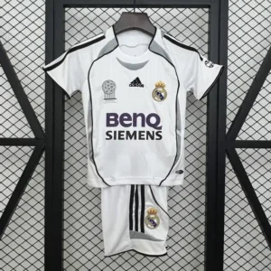 nino-laliga-real-madrid-real-madrid-local-2006-07_0.webp Real Madrid Local 2006-07 - Versión Niño