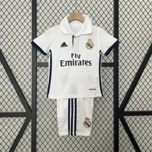 nino-laliga-real-madrid-real-madrid-local-2016-17_0.webp Real Madrid Local 2016-17 - Versión Niño