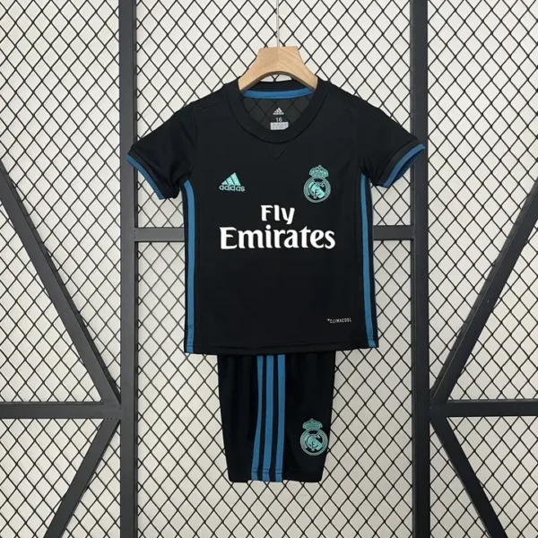 Real Madrid Visitante 2017-18 - Versión Niño