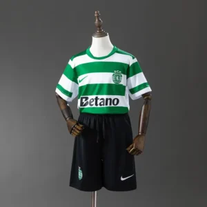 nino-portugal-sporting-de-lisboa-sporting-cp-local-2025-26_0.webp Sporting CP Local 2025-26 - Versión Niño