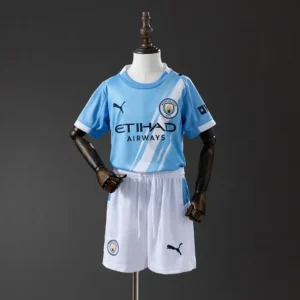 nino-premier-manchester-city-manchester-city-local-2025-26_0.webp Manchester City Local 2025-26 - Versión Niño