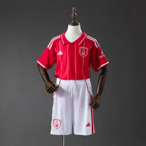 Nottingham Forest Local 2025-26 - Versión Niño