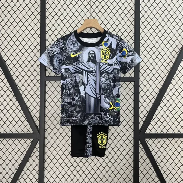 Brasil Gris 2024 - Versión Niño