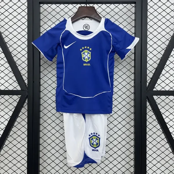 Brasil Visitante 2004 - Versión Niño