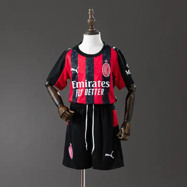 AC Milan Local 2025-26 - Versión Niño