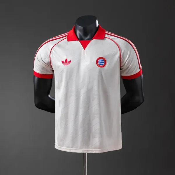 Bayern Múnich 2024-25 - Versión Retro