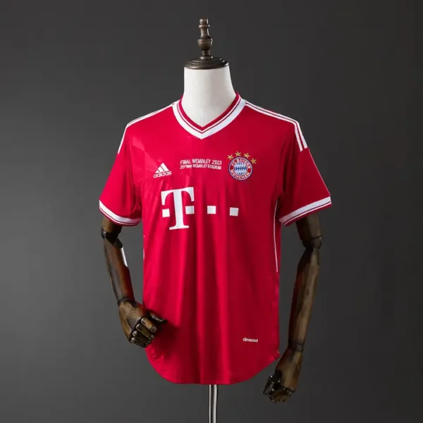 retro-bundesliga-bayern-munich-bayern-munich-supercopa-local-2013-14_0.webp Bayern Múnich SuperCopa Local 2013-14 - Versión Retro