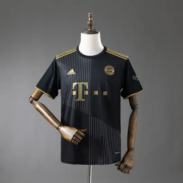 Bayern Múnich Visitante 2021-22 - Versión Retro