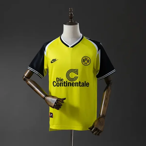 Borussia Dortmund Local 1995-96 - Versión Retro