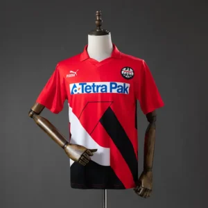 retro-bundesliga-eintracht-frankfurt-eintracht-frankfurt-local-1993-95_0.webp Eintracht Frankfurt Local 1993-95 - Versión Retro