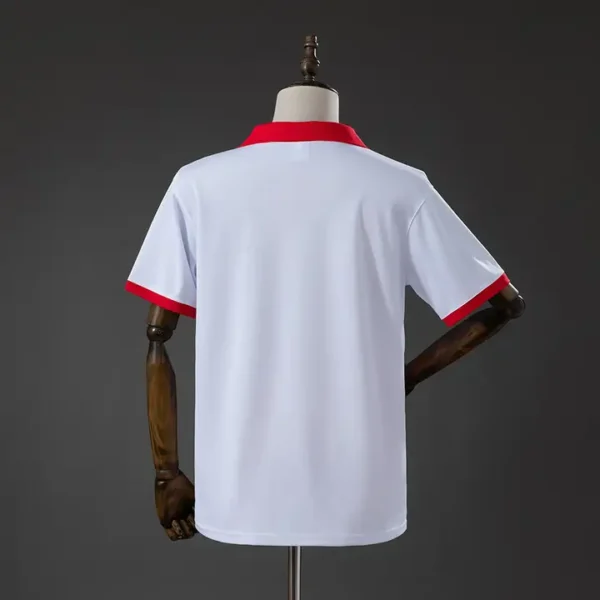 retro-bundesliga-koln-koln-local-1990_1.webp Köln Local 1990 - Versión Retro
