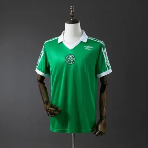 retro-escocia-celtic-celtic-local-1980_0.webp Celtic Local 1980 - Versión Retro