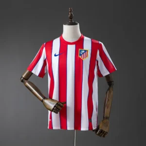 retro-laliga-atletico-de-madrid-atletico-madrid-rojo-local-2011-12_0.webp Atlético Madrid Rojo Local 2011-12 - Versión Retro