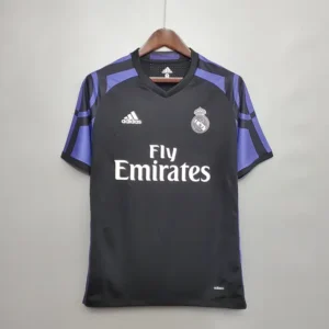 retro-laliga-real-madrid-real-madrid-alternativa-2015-16_0.webp Real Madrid Alternativa 2015-16 - Versión Retro