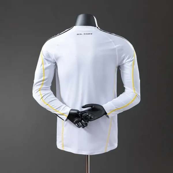 Real Madrid Local 2009-10 - Versión Retro