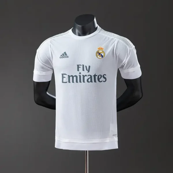 Real Madrid Local 2015-16 - Versión Retro