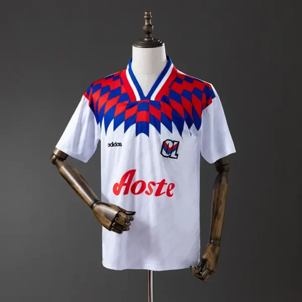 retro-ligue1-lyon-olympique-lyonnais-local-1995-96_0.webp Olympique Lyonnais Local 1995-96 - Versión Retro
