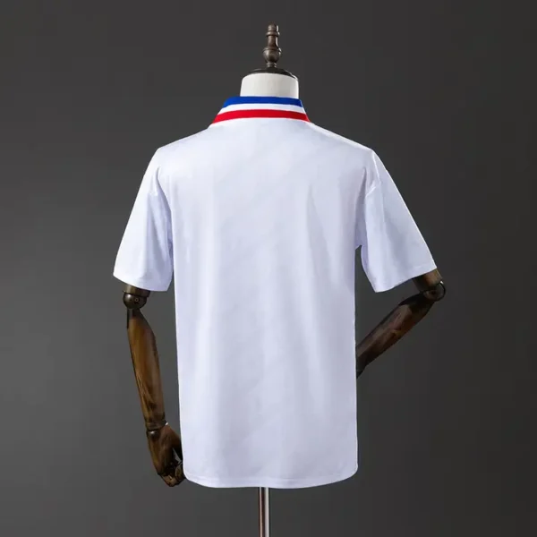 retro-ligue1-lyon-olympique-lyonnais-local-1995-96_1.webp Olympique Lyonnais Local 1995-96 - Versión Retro