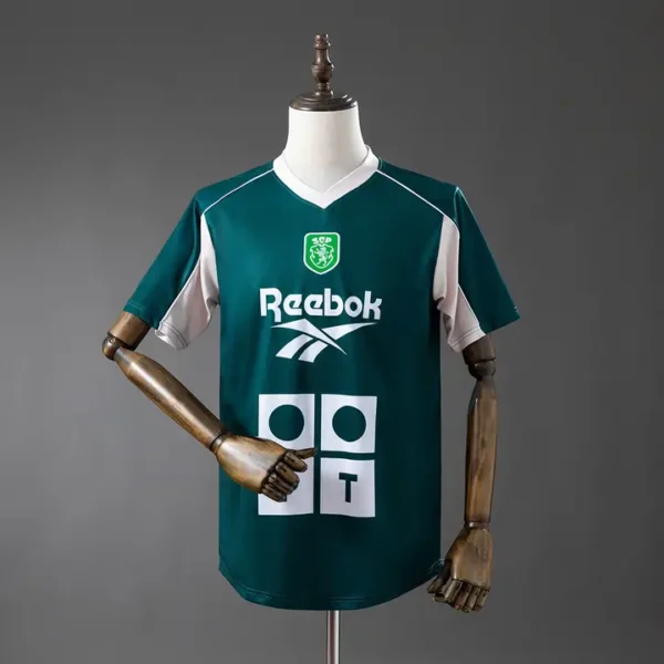 Sporting Cp Entrenamiento 2000-01 - Versión Retro