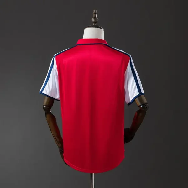 retro-premier-arsenal-arsenal-local-2001-02_1.webp Arsenal Local 2001-02 - Versión Retro