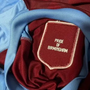 Aston Villa Local 2011-12 - Versión Retro