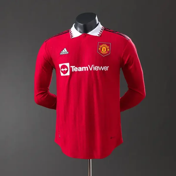 Manchester United Local 2022-23 - Versión Retro