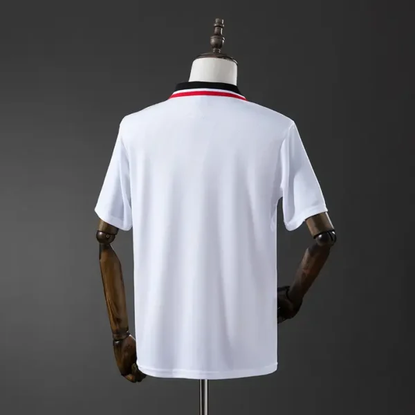 Manchester United Visitante 1996-97 - Versión Retro