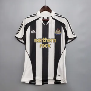 Newcastle United Local 2005-06 - Versión Retro