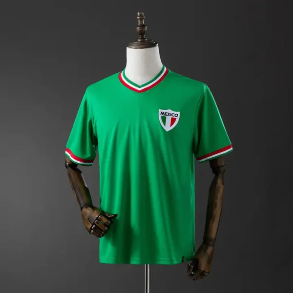 retro-sel-concacaf-mexico-mexico-local-1970_0.webp México Local 1970 - Versión Retro